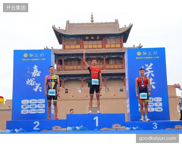 跑步公益挑战吸引名人加盟，话题度持续发酵
